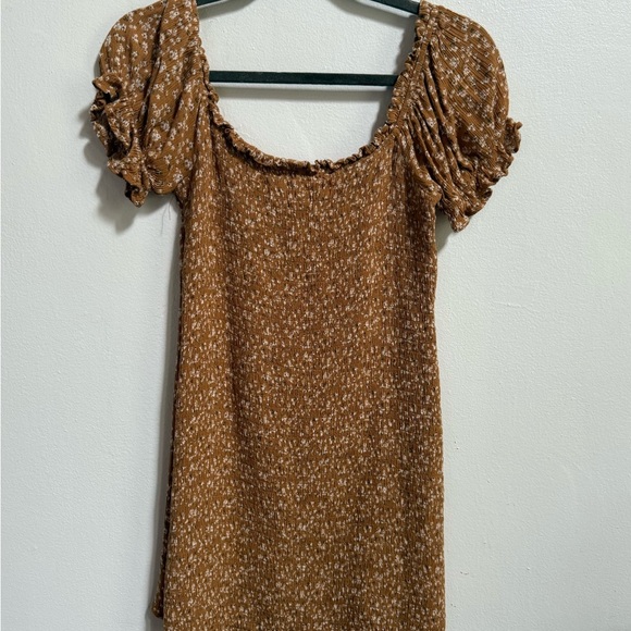 Audrey 3+1 Tan Puff Sleeve Bodycon Mini Dress - Picture 8 of 8